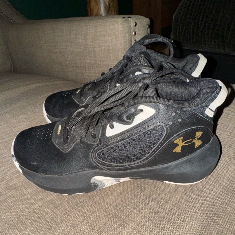 Under Armour Black and Gold Sneakers